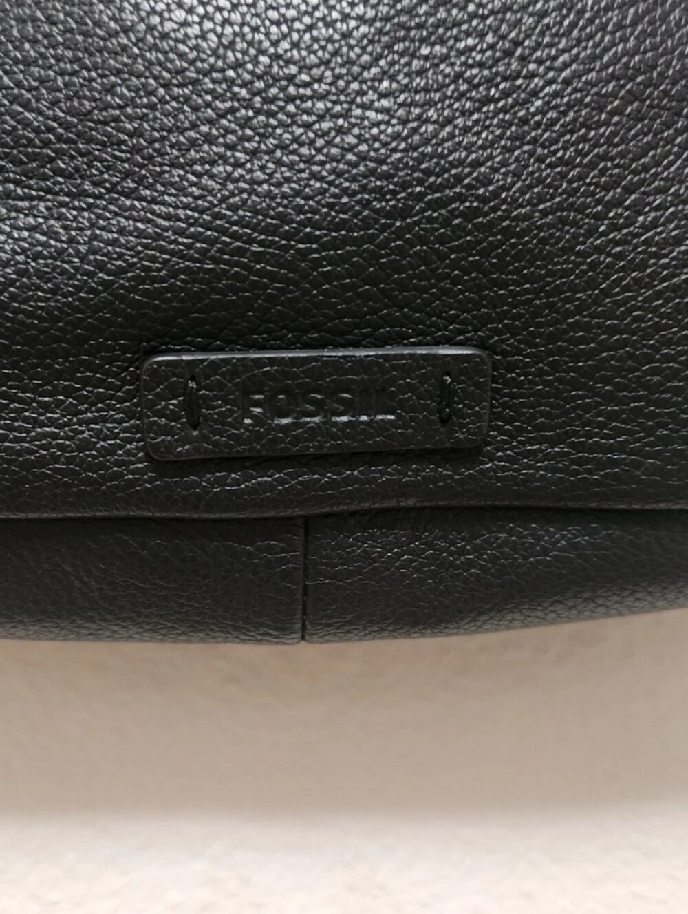 Vtg Fossil Black Pebbled Cowhide Leather Crossbody Shoulder Bag Classic 8x6x3 - Picture 2 of 16
